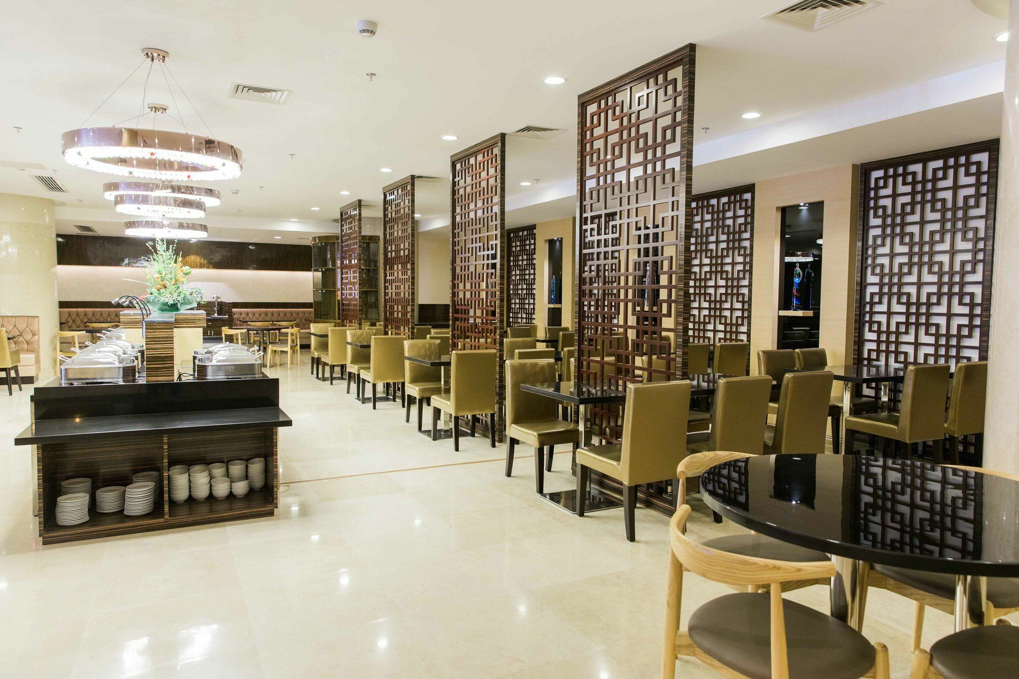 Swiss-Belhotel Blulane Manila Exterior photo